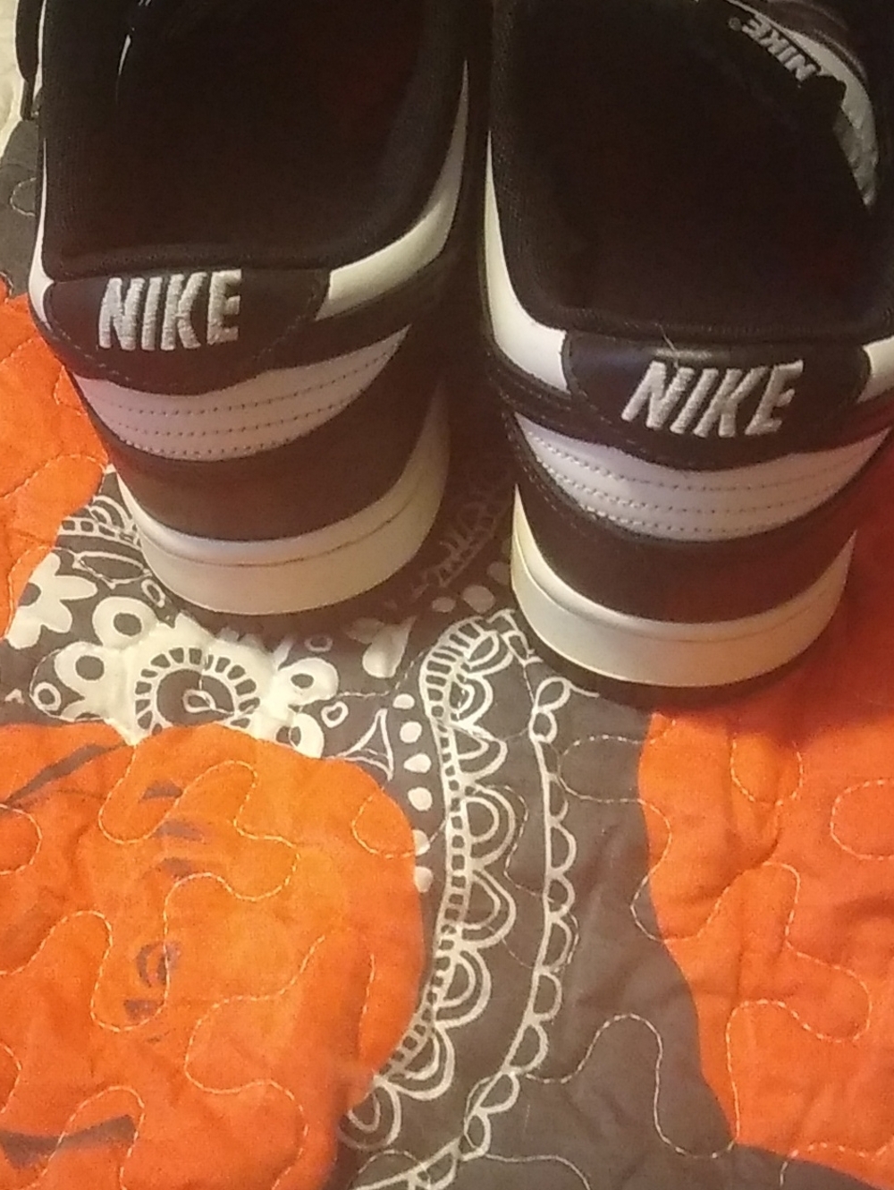 Nike's - Picture 3 of 5